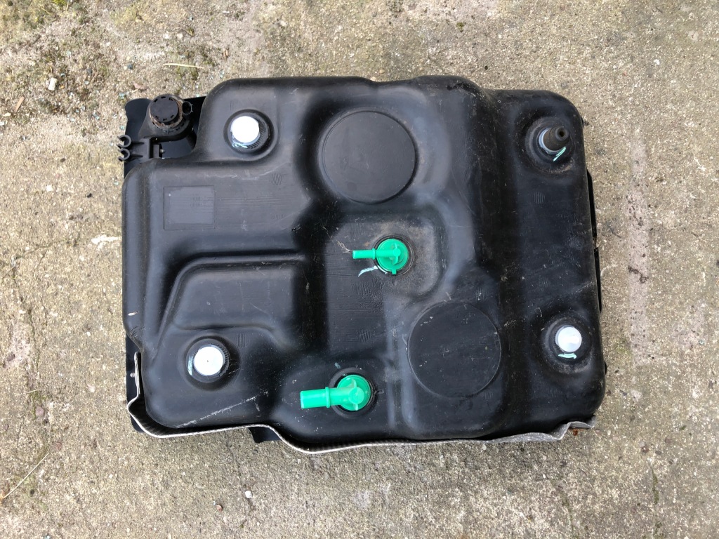 Купить Бак adblue audi q7 4l0131877c