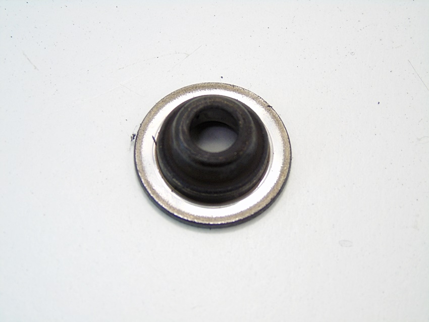 фото №2, Поддон клапана головки 1.3 16v vvti yaris ractis 2sz