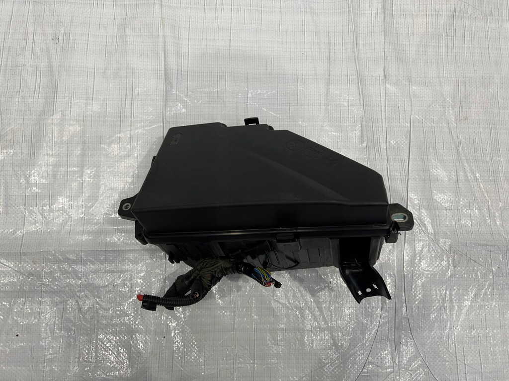 фото №1, Volvo xc60 ii b4 коробка корпус запобіжників