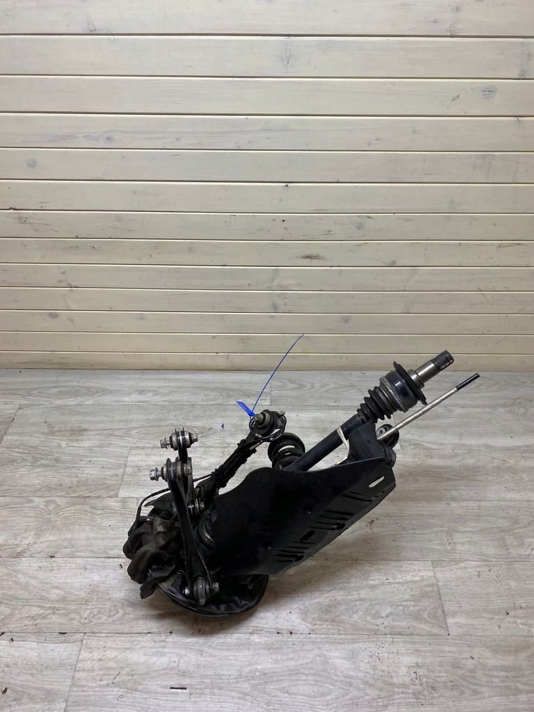 фото №1, Bmw 3 f30 поворотный кулак рычаг правая задняя приводной вал 7597686