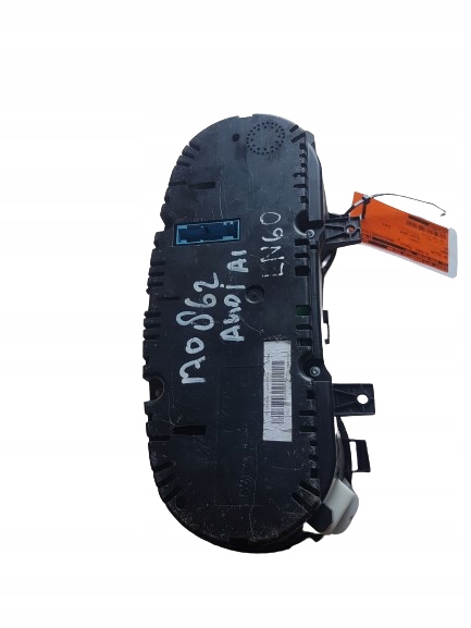 фото №2, Audi a1 счетчик 8x0920930m