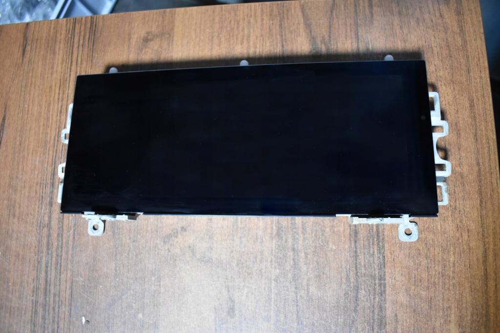 фото №1, Экран дисплей lcd porsche taycan 1