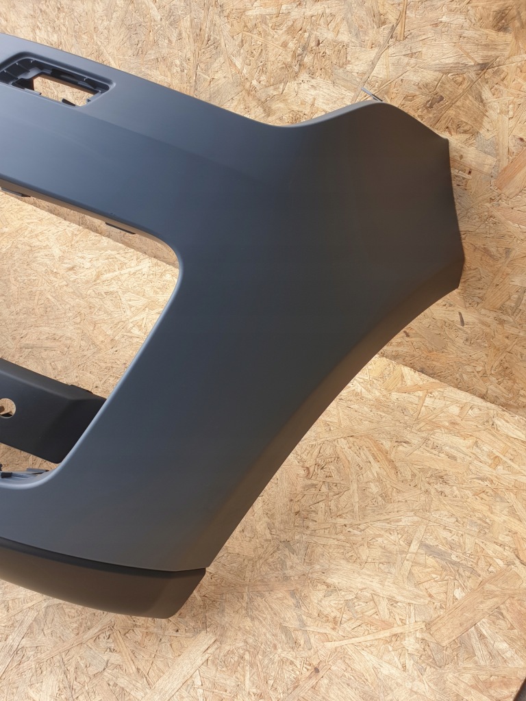 Range rover hse бампер перед новый Недорого