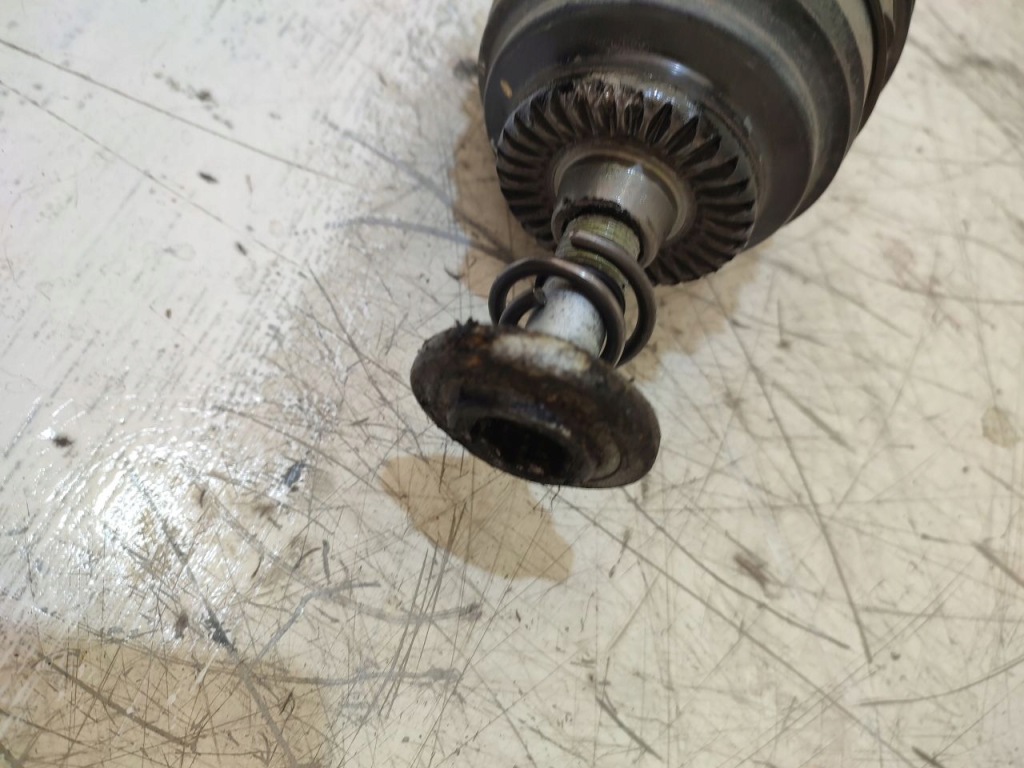 Приводной вал левый  перед mini one f56 1.2t автоматическая коробка передач Доставка