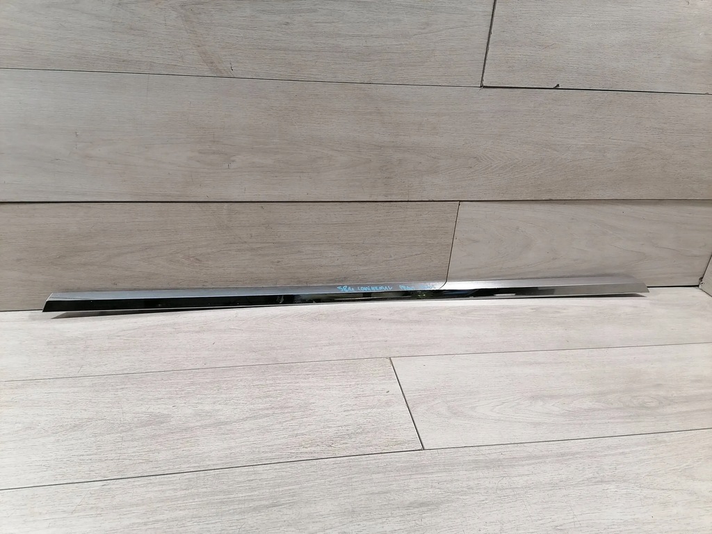 фото №1, Continental молдинг дверь правый перед 3sd853516