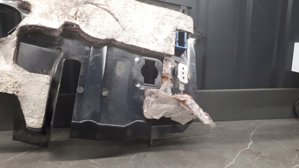 фото №11, 8196099 защита pod руль bmw e46