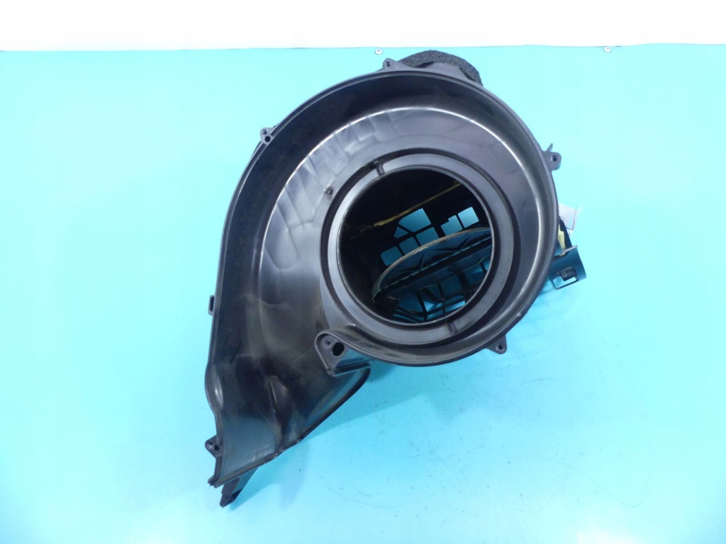 фото №6, Корпус вентилятор discovery sport 14-19 eu