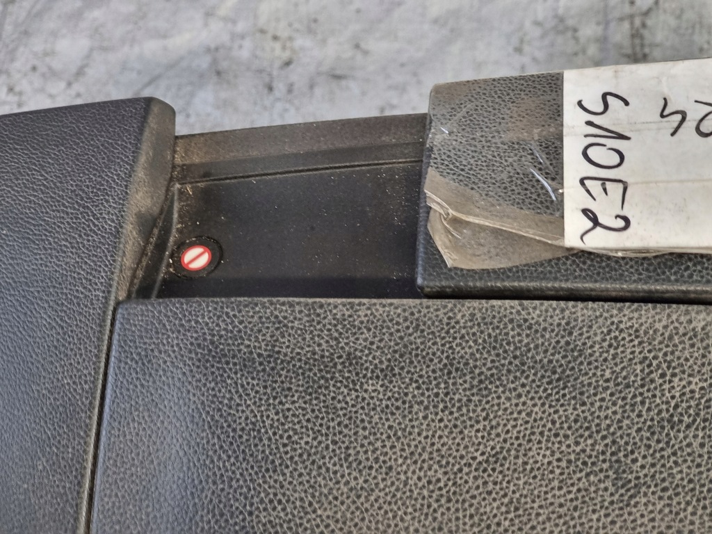 фото №12, Тунель середній підлокітник оригінальний номер 7034086 bmw 5 e61