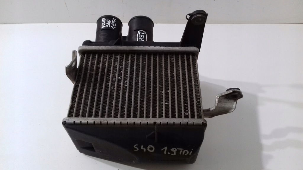 фото №5, Volvo s40 1.9 tdi радіатор інтеркулер 1996-