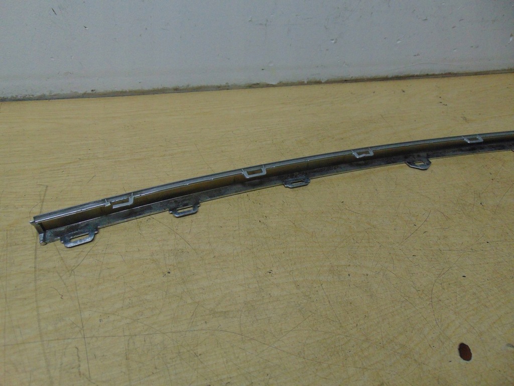 фото №11, Молдинг хром бампера задняя audi a8 d5 4n0853551b