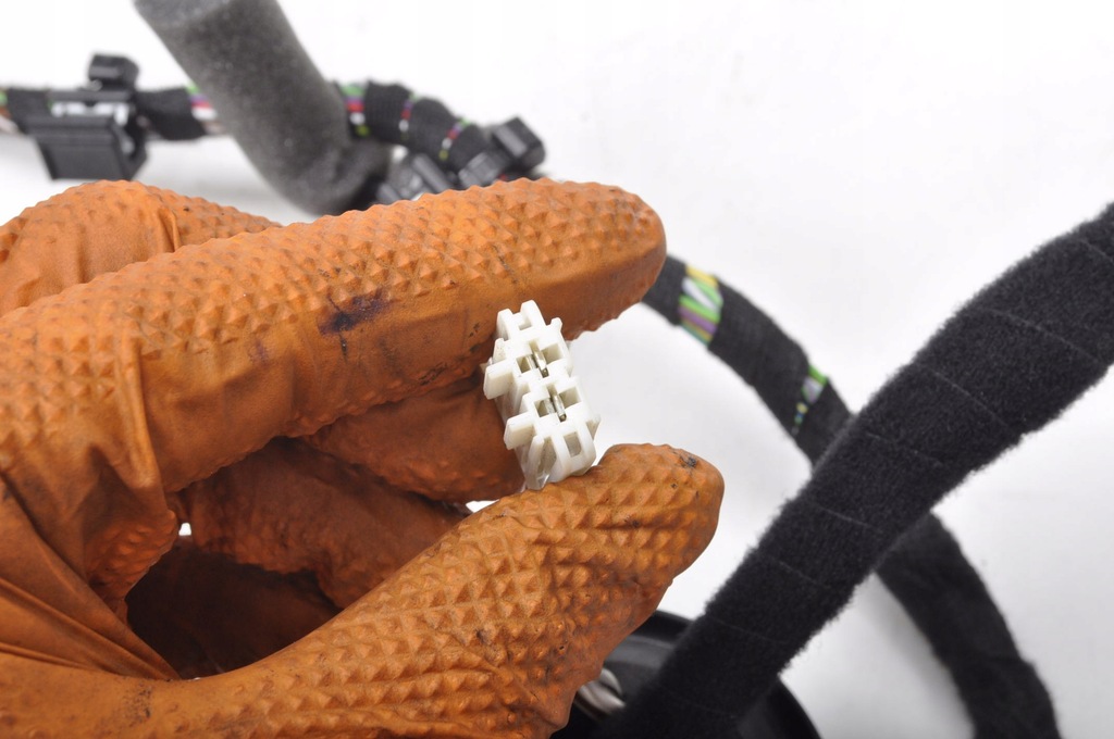 фото №9, Porsche 718 cayman 982 джгут двері права 21r