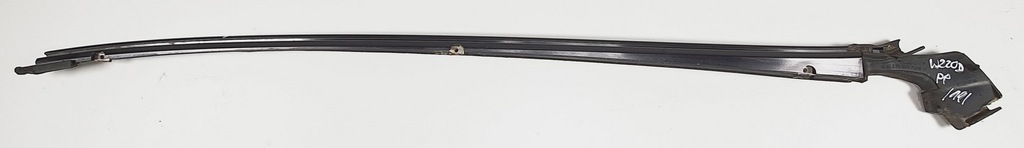 фото №6, Молдинг скло лобове права mercedes w220