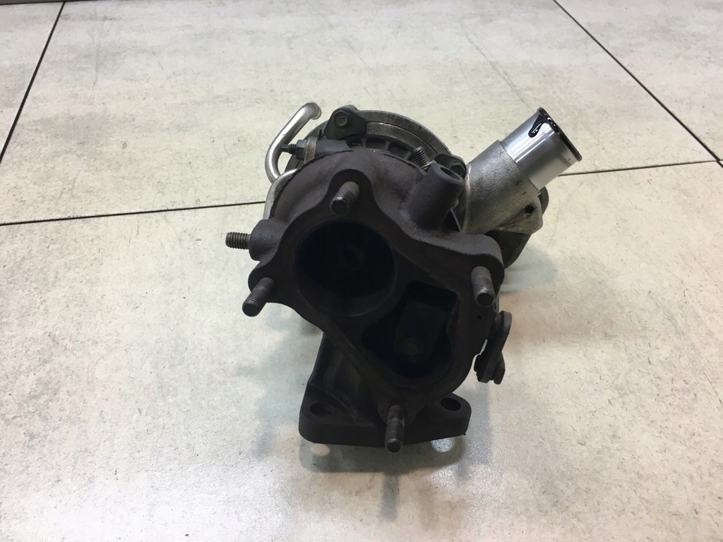 фото №7, Турбонагнетатель corolla e12 2.0 d4d 17201-27010