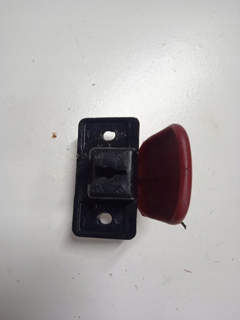 фото №4, Ручка открывания капот alfa romeo 147 gt