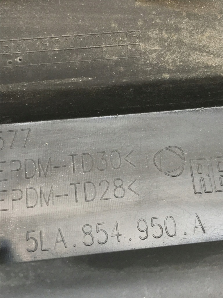 фото №10, Молдинг na дверь правая задняя задняя skoda enyaq iv 5la 5la854950a