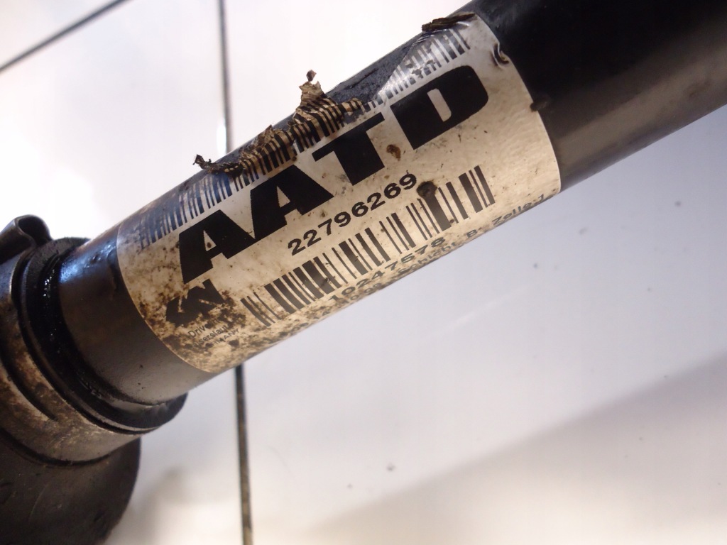 Opel insignia 2.0cdti приводной вал правый  22796269 Доставка