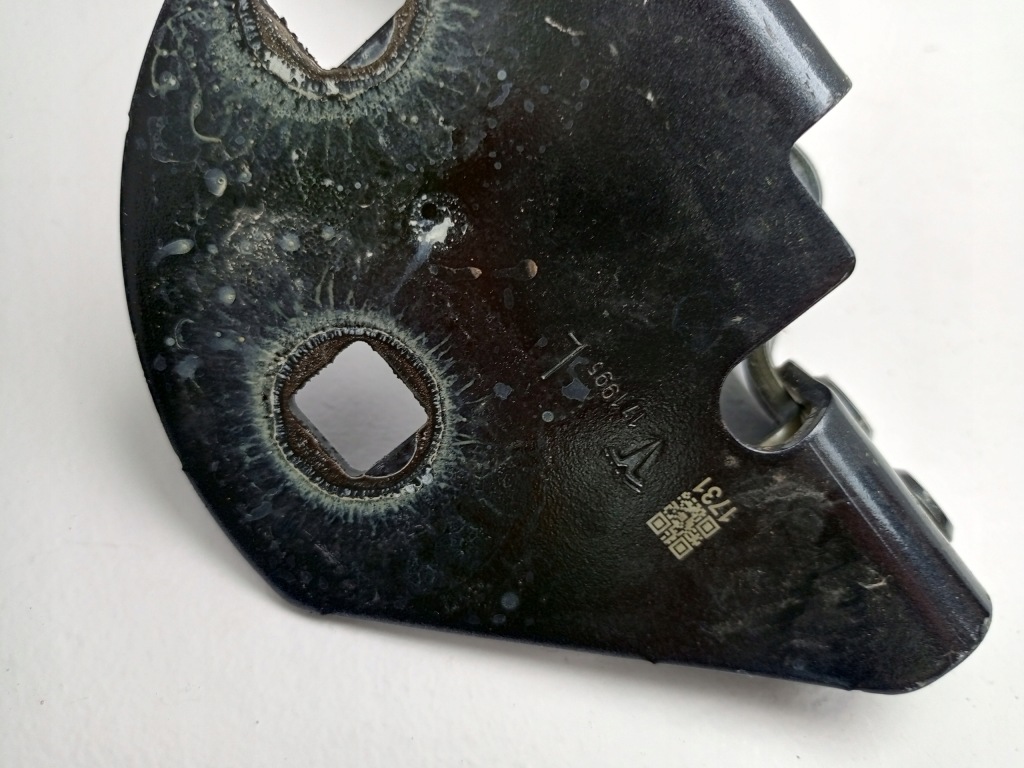 Tesla 3 hl highland 23- петля капот лівий правий 1774935-00-d 1774936-00-d = Недорого