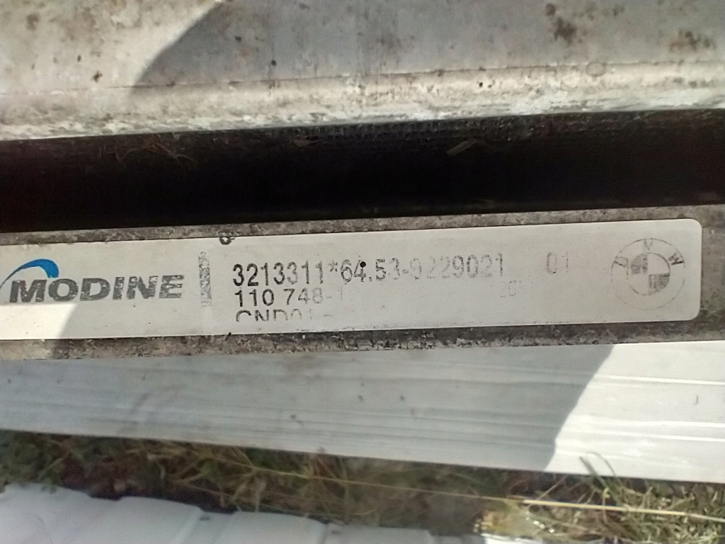 Bmw 3 e90 e91 2.0d радиатор комплект вентилятор радиатора 7561711 9229021 в Украине