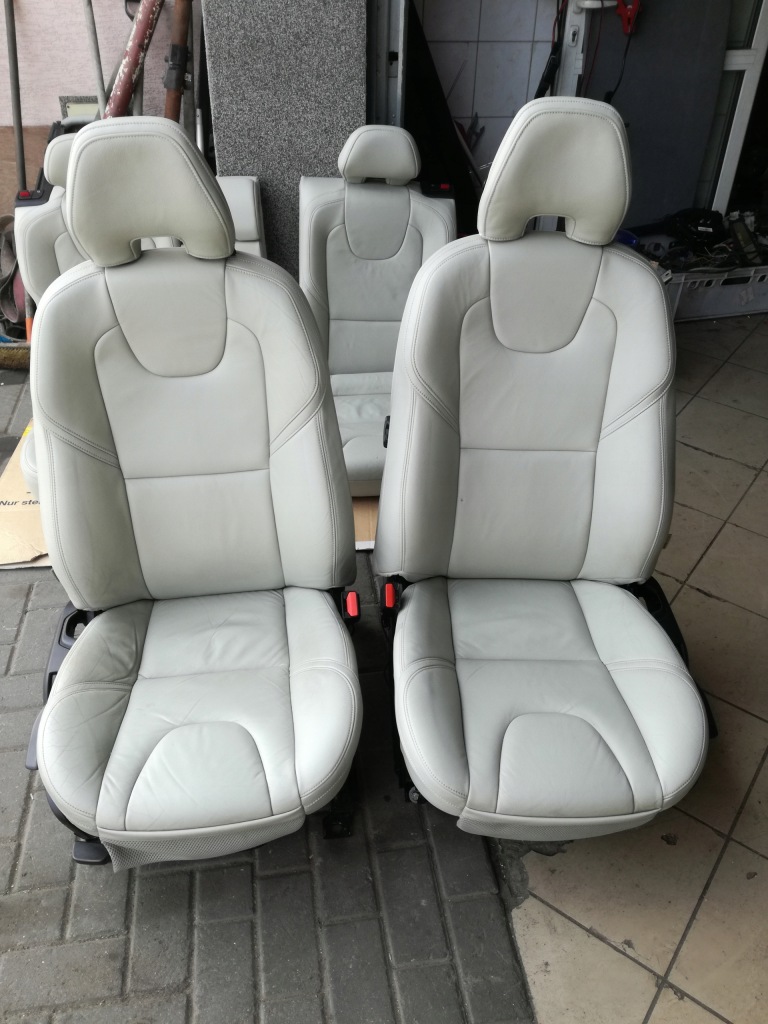 фото №1, Volvo v40 ii 2012 -19rok сиденья заднее сиденье кожа jesne