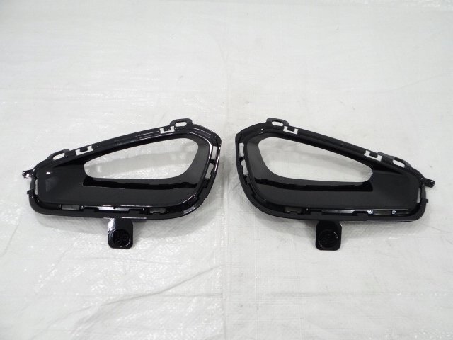 Купить Citroen c5 aircross рестайлинг  решётка левая правая бампера заглушка новая комплект