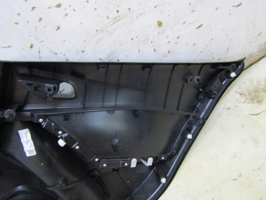 фото №7, Обшивка дверь левый задняя левый задний mazda 3 bm bn sedan