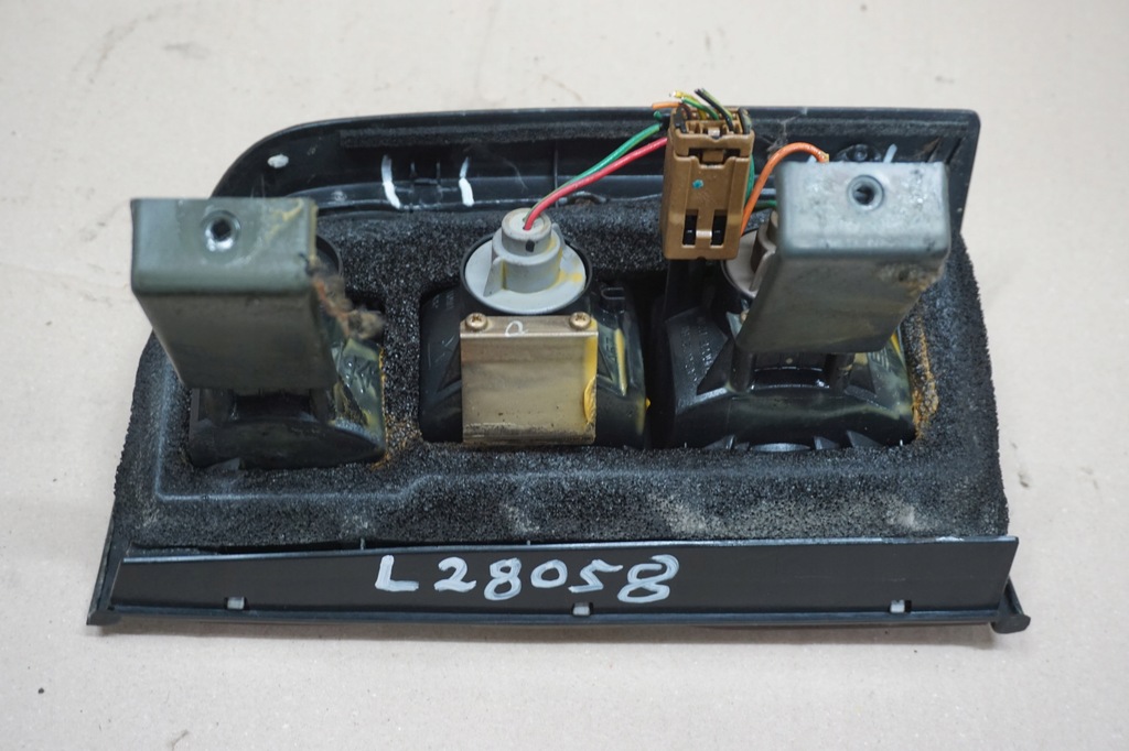 фото №11, Nissan patrol лампа лівий задня ліва задня w крила gr y61 97-04r