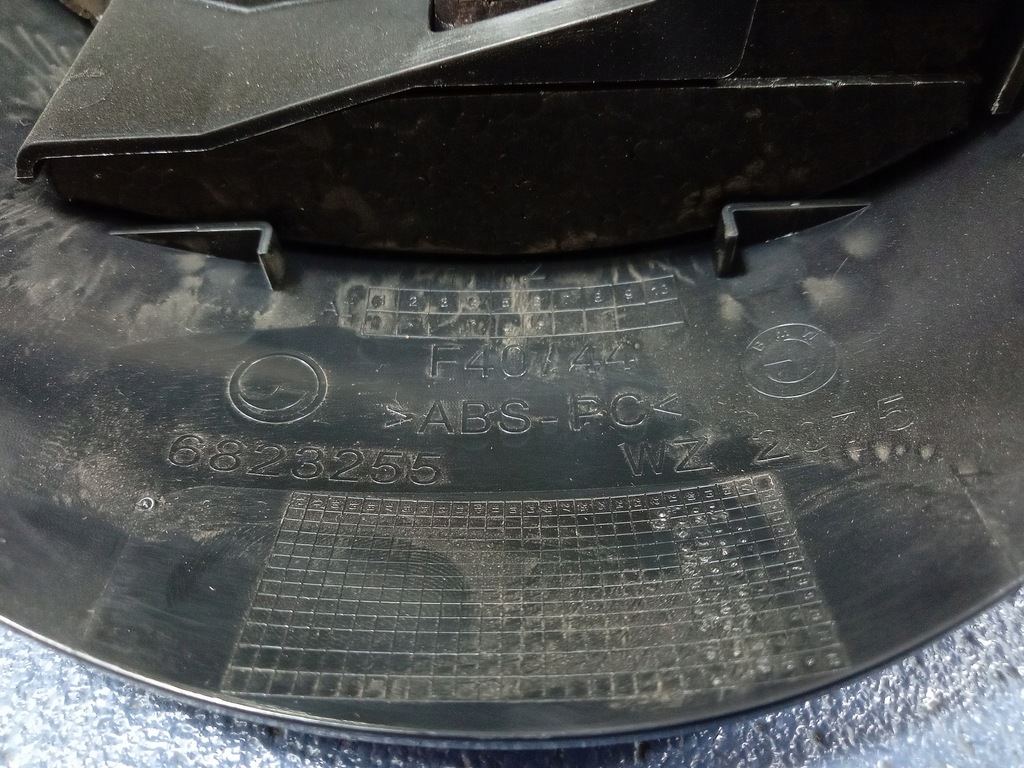 фото №4, Bmw 1 f40 корпус защита колонки руля