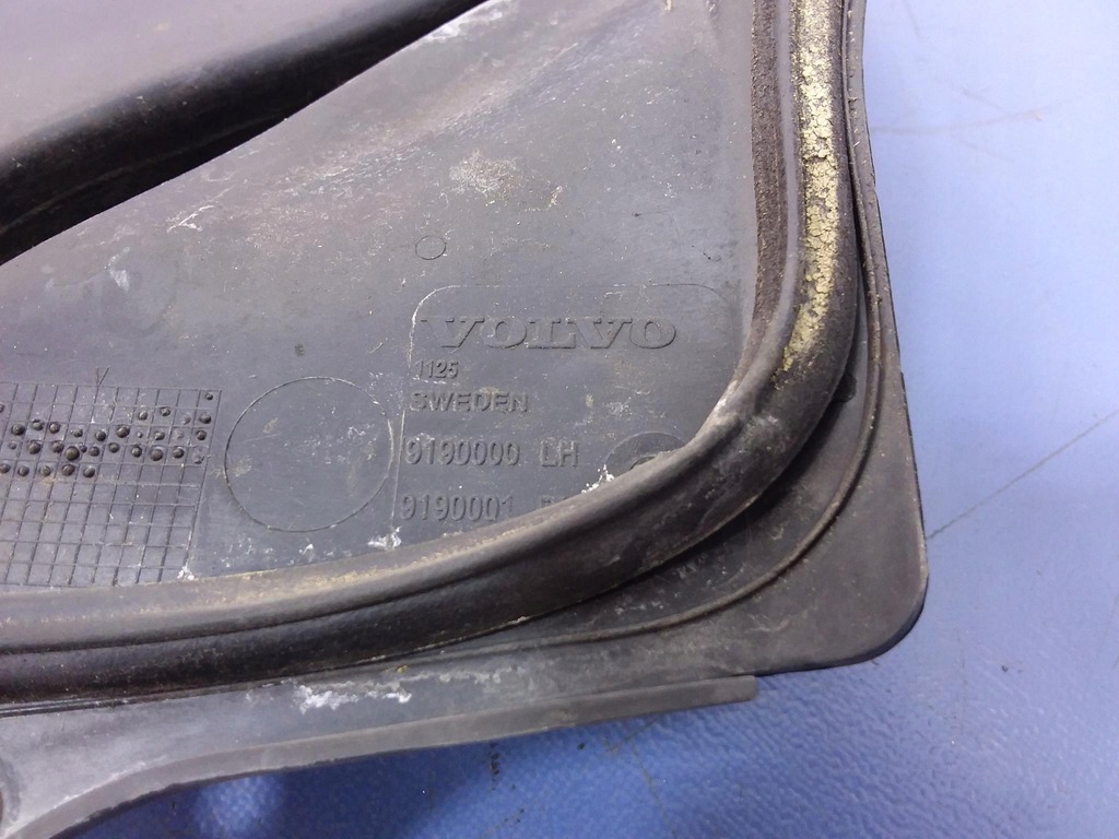 фото №8, Volvo s60 i v70 жабо верхний eu 9190000