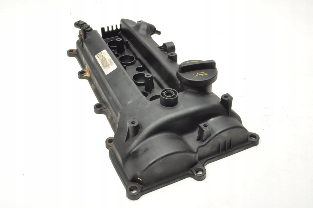 фото №1, Hyundai i20 1.2 16v 86km крышка клапанов