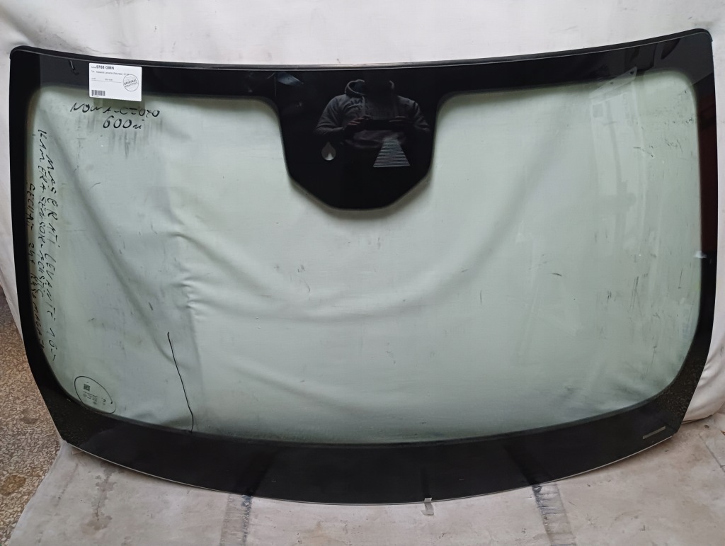 Купить Стекло передняя maserati levante 2016- камера датчик acustic rysa