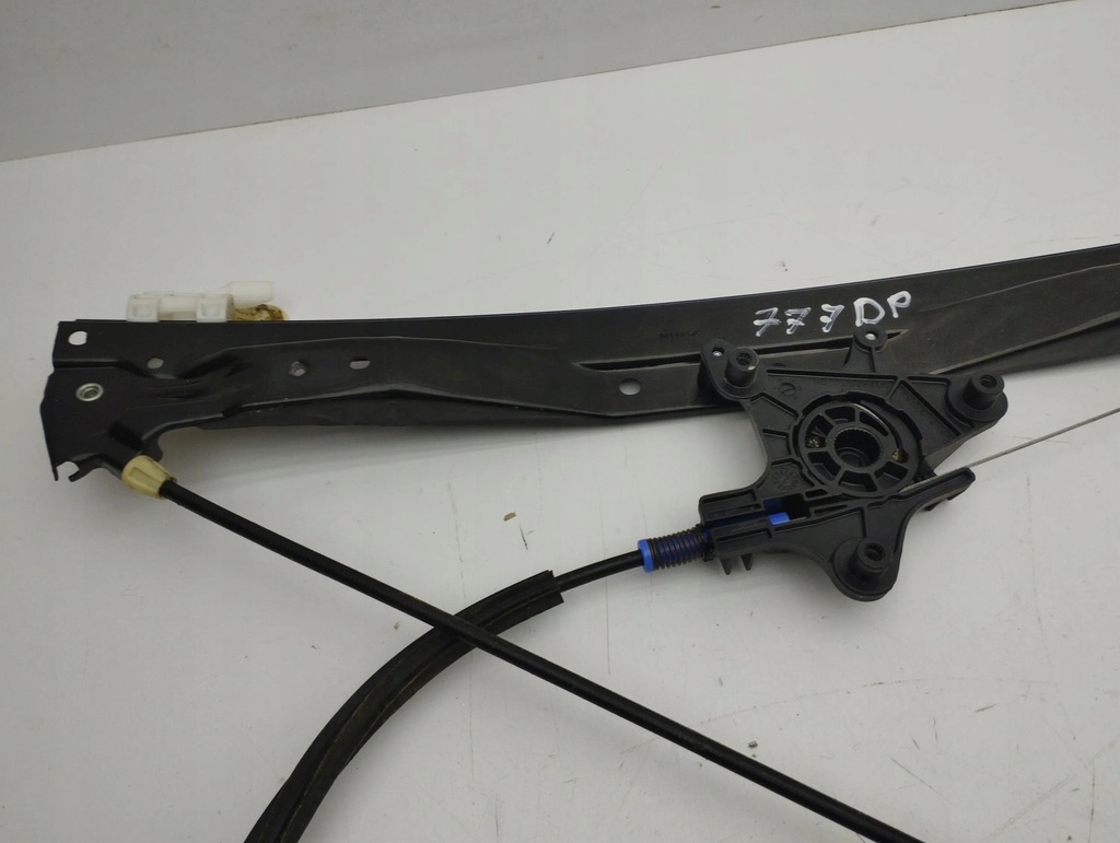 фото №9, Chrysler grand voyager v 2011 механізм скло передньої bez двигуна