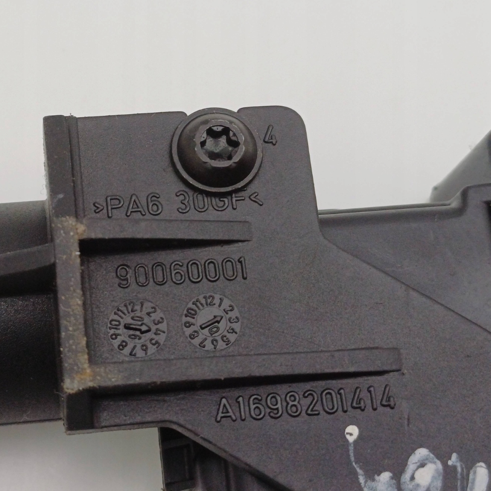 фото №8, Привод крышка заливной топлива mercedes w169 a2038201997 / a1698201414 nr385