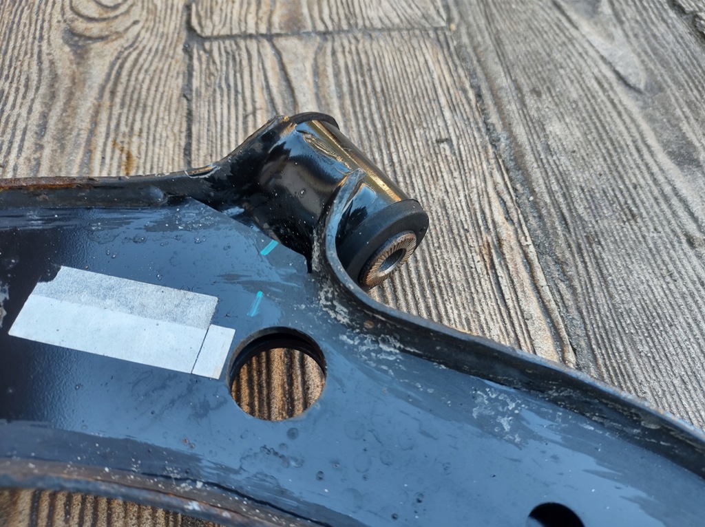 фото №8, Mg zs ev 2023 - рычаг правый перед