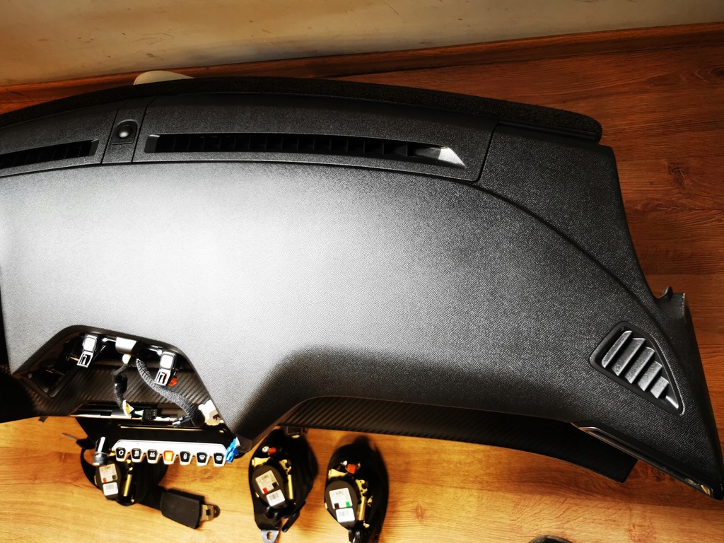 фото №5, Peugeot 208 ii 19- консоль карбон bez кнопка старт/стоп