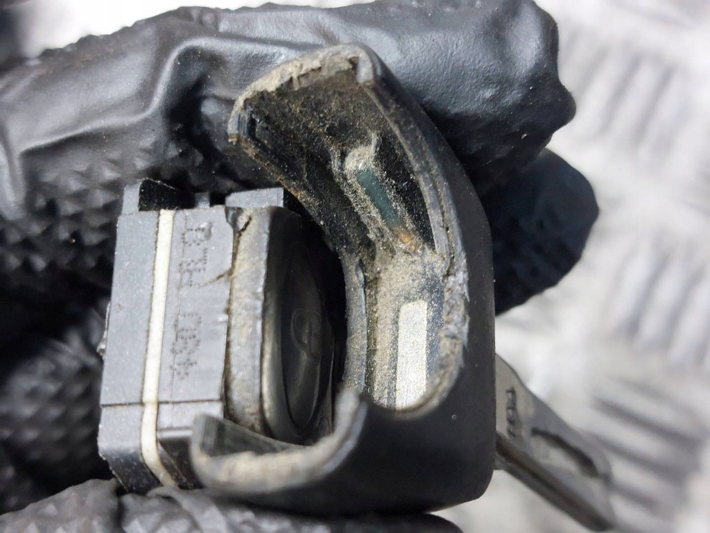 фото №9, Набір стартовий skoda octavia i 2.0 8v 06a906018ha 4b0905851c