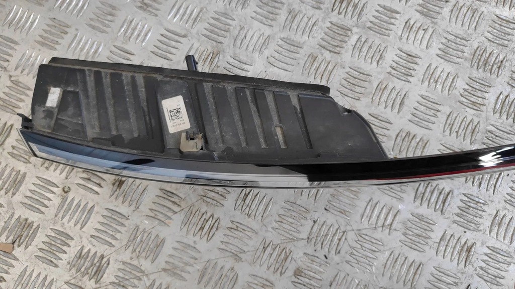 фото №11, Alfa romeo tonale 2022-2024 накладка лампа задняя задняя 20925999