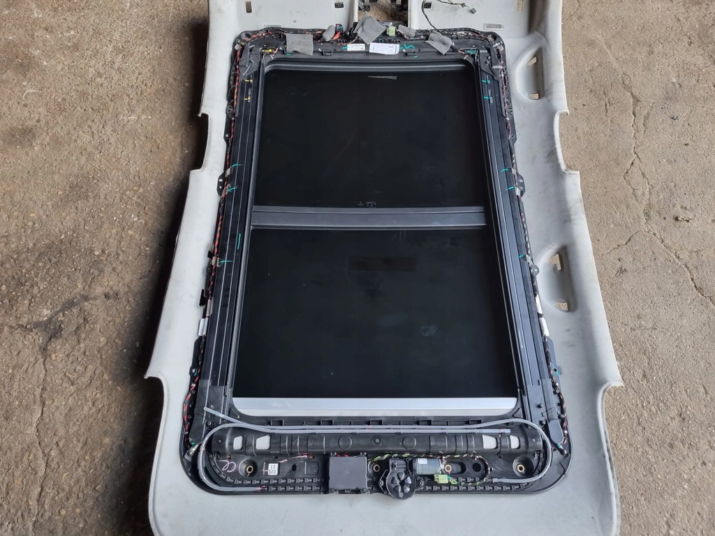 фото №16, Volkswagen tiguan allspace 2018 люк панорама