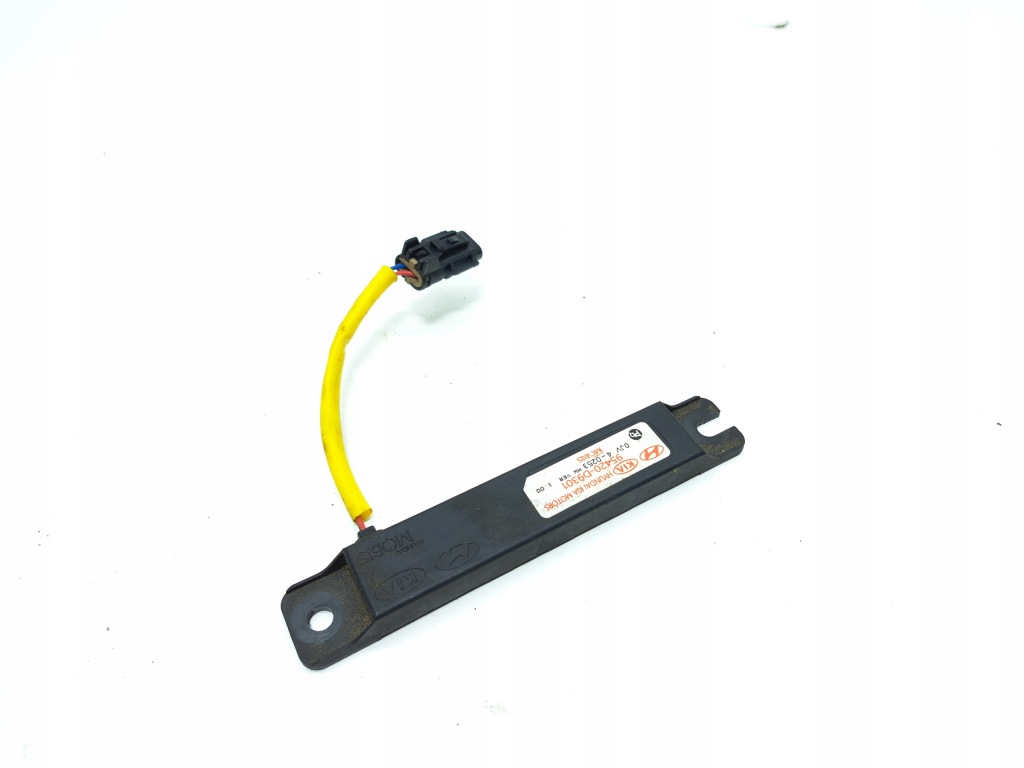 фото №1, Kia sportage iv lift усилитель антенны keyless 95420-d9301