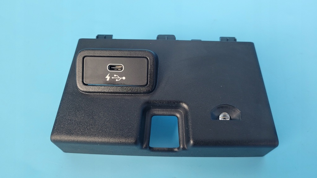 фото №14, Bmw 3' g20 330e 21r роз'єм port usb захист тунель 6807232 8711939