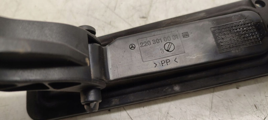 фото №12, Педалі шланг зчеплення mercedes w170 r170 slk 2,3 компресор