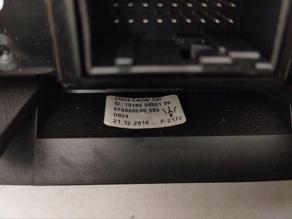 Вимикач температурний, вентилятор кондиціонера maserati ghibli 2017 670074 Недорого