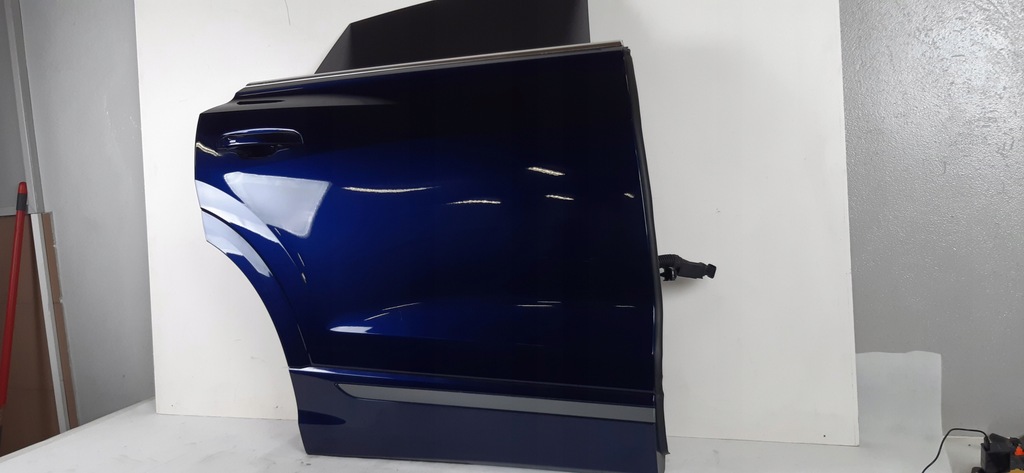 фото №2, Audi q8 двері праве задня