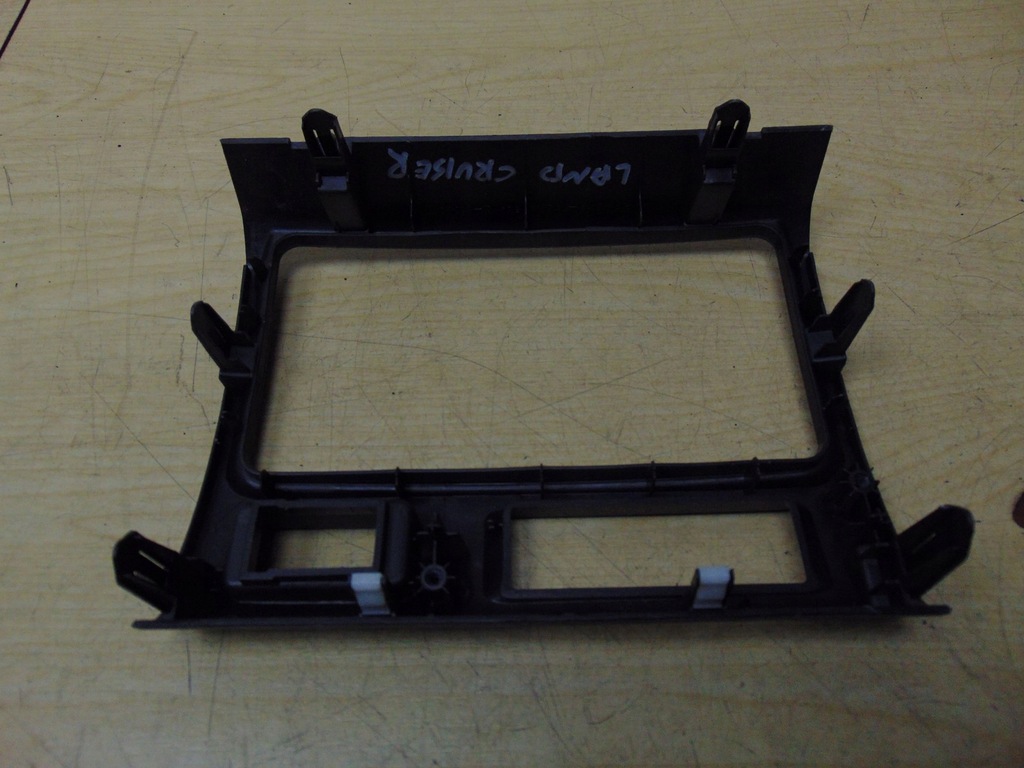 фото №1, Рамка радіо консолі toyota land cruiser j7 2015rok