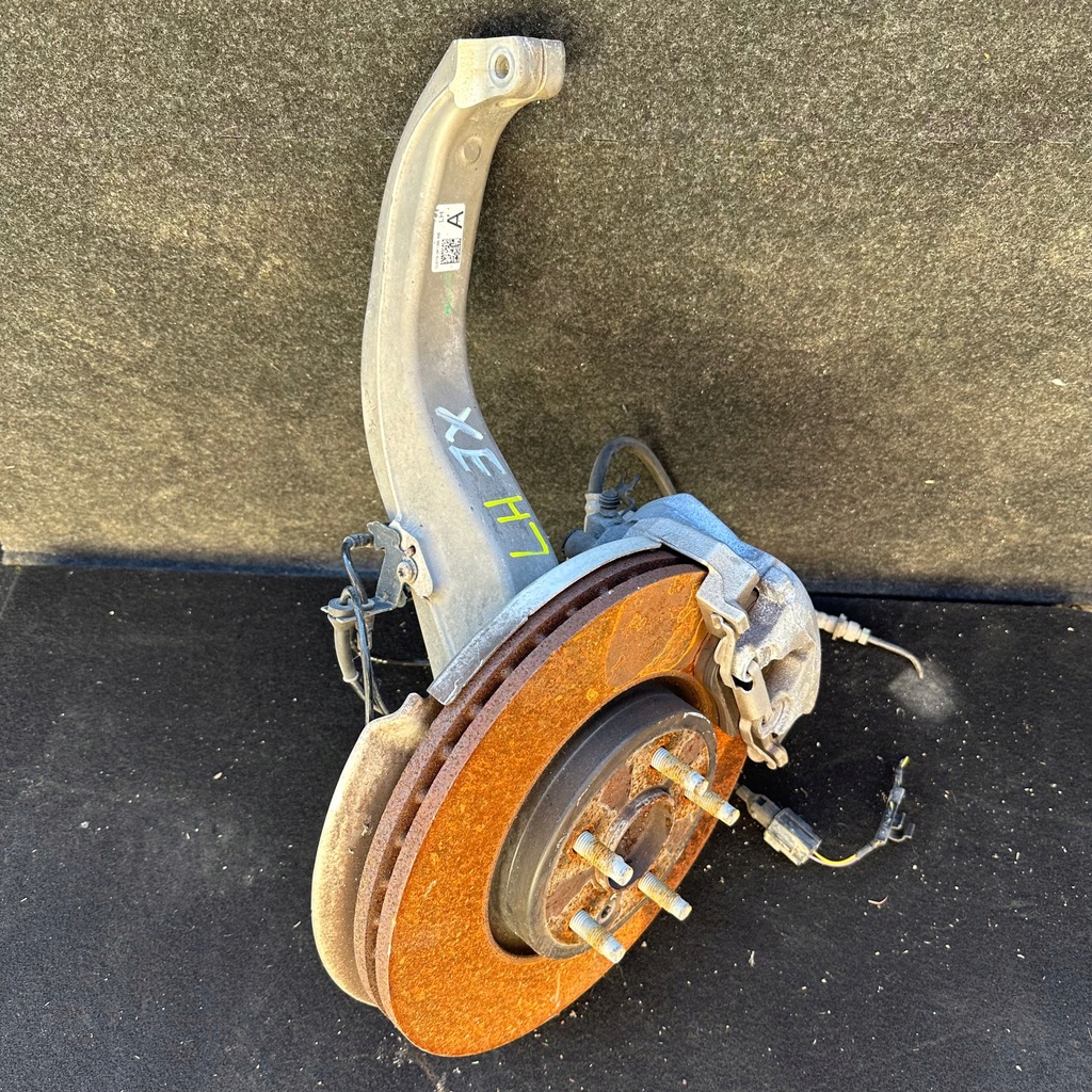 фото №1, Поворотний кулак передня ліва jaguar xe 2.0 дизель 2015 rok