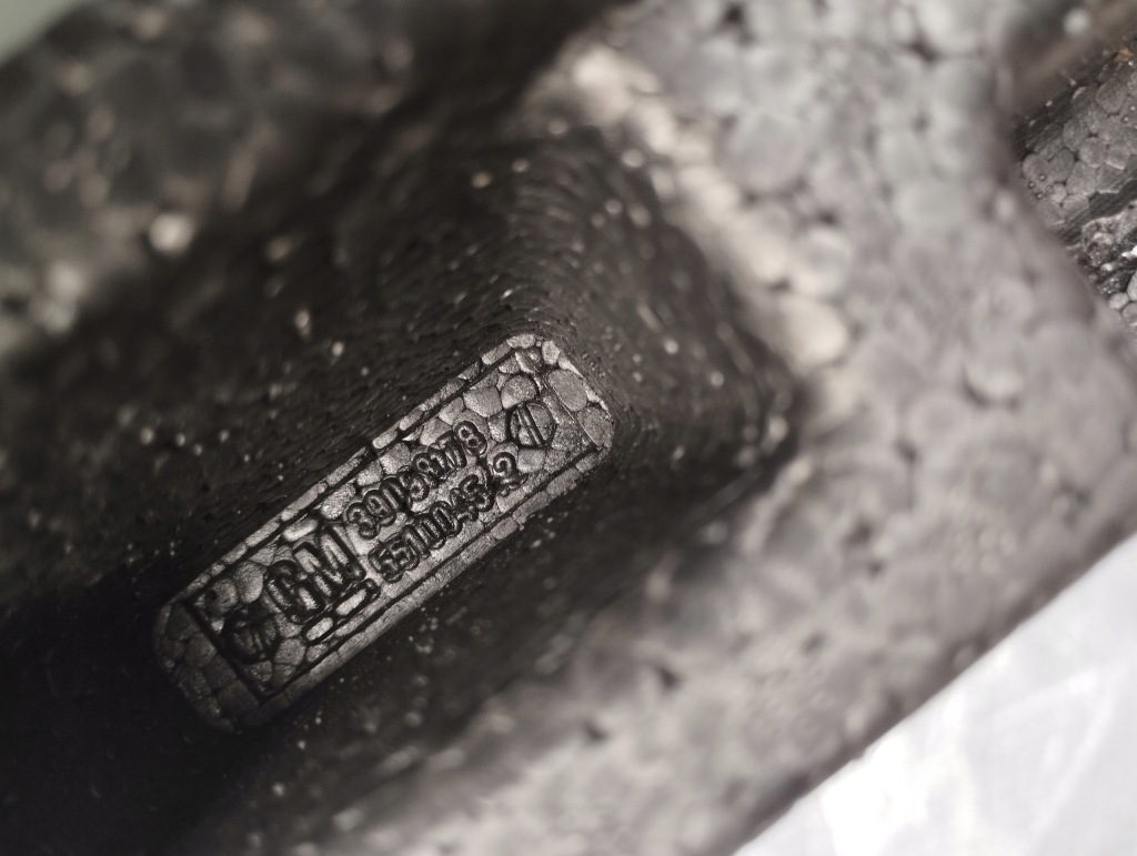 Opel insignia b рестайлинг  абсорбер пена бампера перед 39227480 Киев