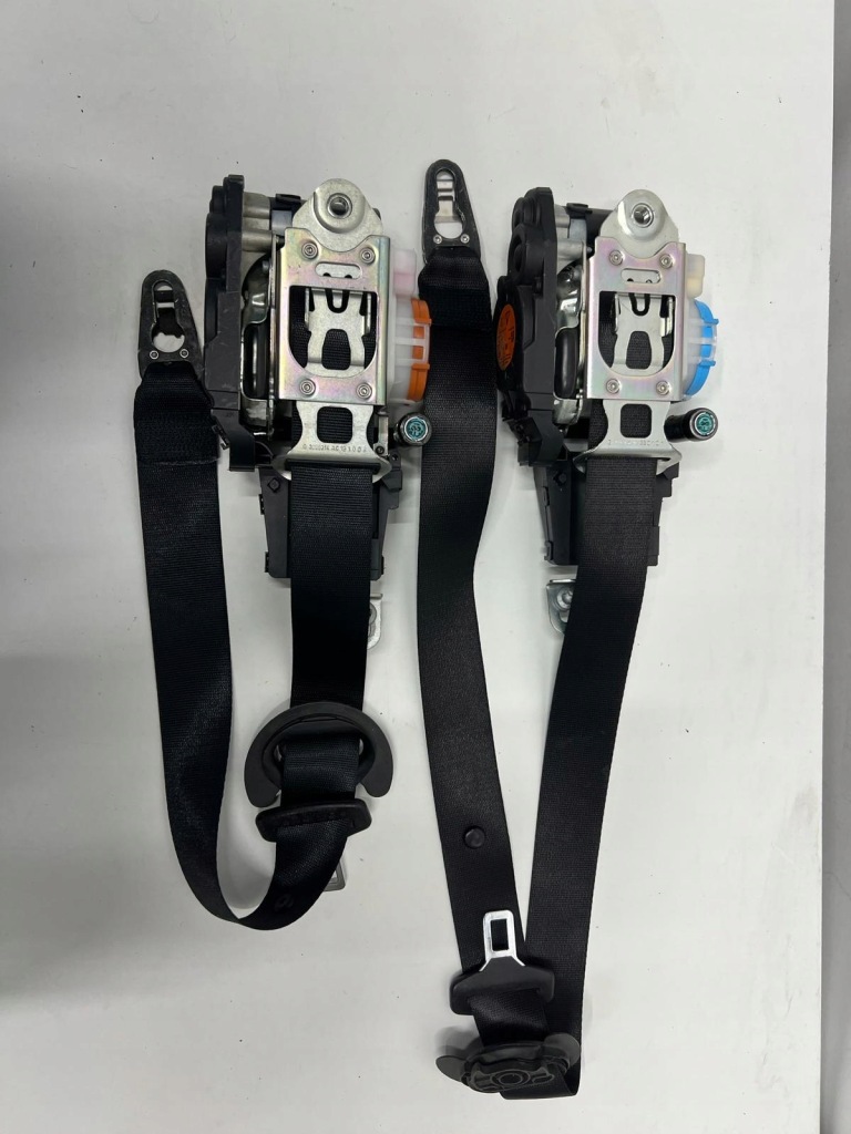 фото №1, Mercedes w167 gle ремни безопасности оригинал перед europa