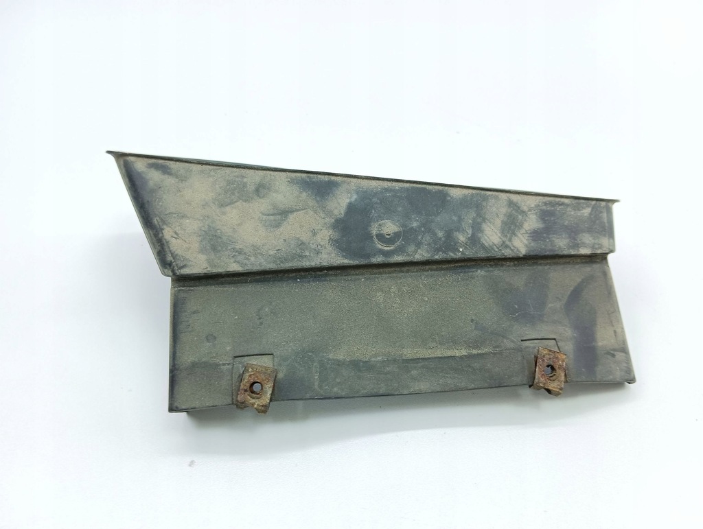 фото №5, Audi a6 s6 c5 4b 2001 часть трубы впуска воздуха