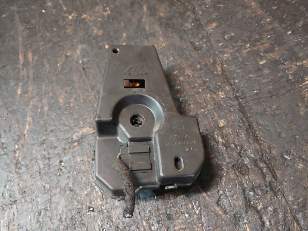 фото №6, Вкладиш лампи задній лівий ford galaxy i lift 7m5945257