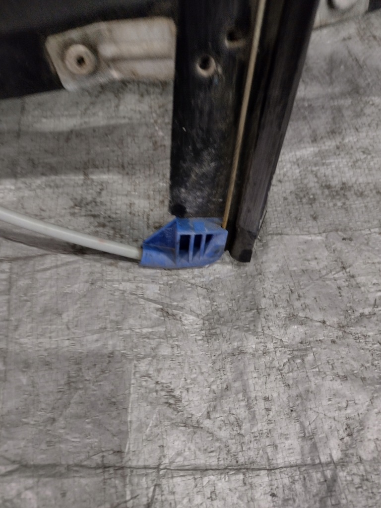 фото №11, Рамка, підйомник скло лівий задня audi a3 8l 5d