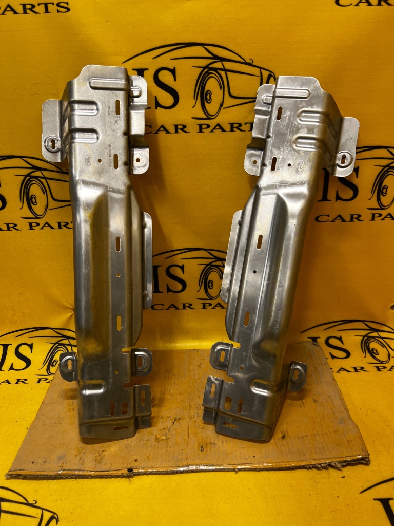 фото №1, Защита кронштейн металлический правый lr discovery v l550